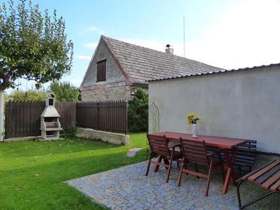 Penzion U Polenů Třeboň Exterior foto