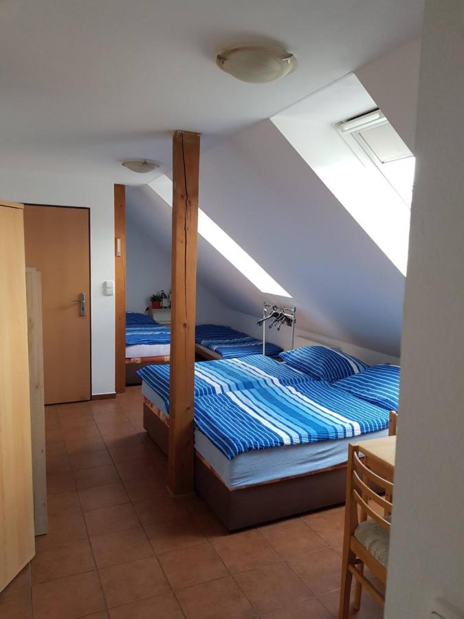 Penzion U Polenů Třeboň Exterior foto